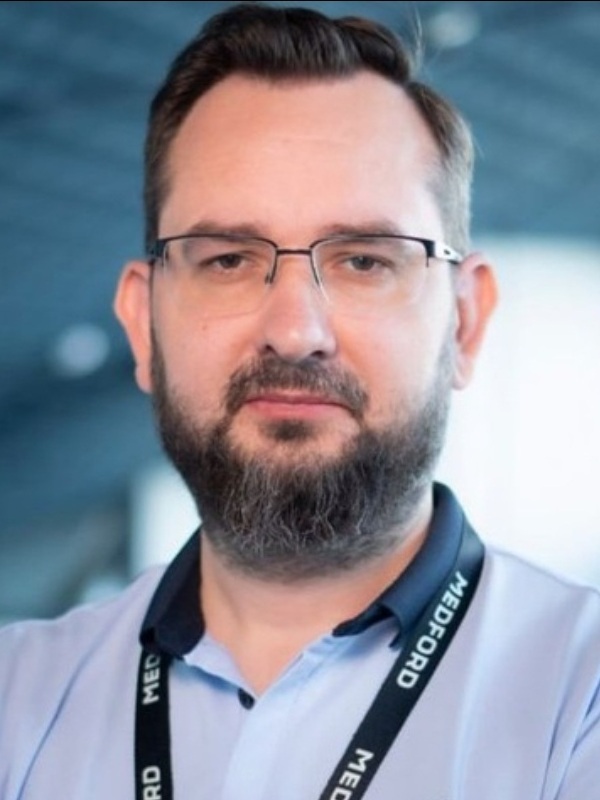 Александр Сергачев